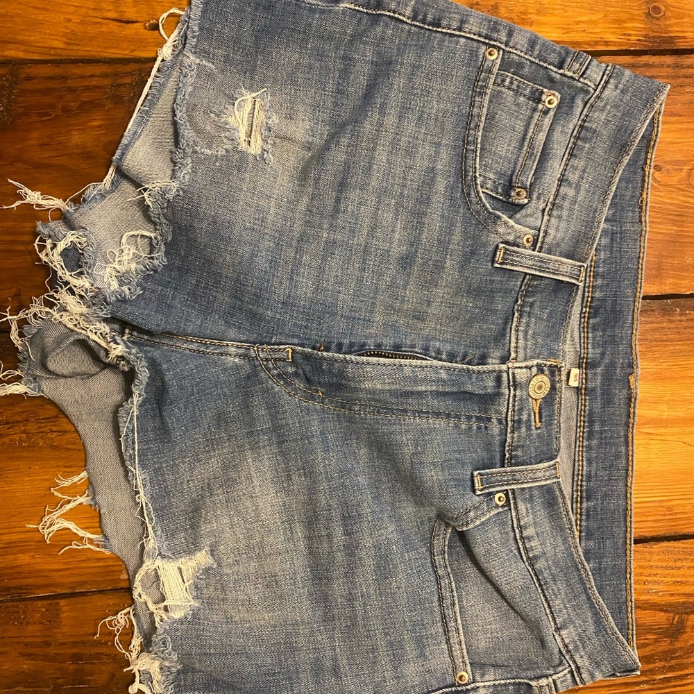 Levi’s size 30 denim shorts